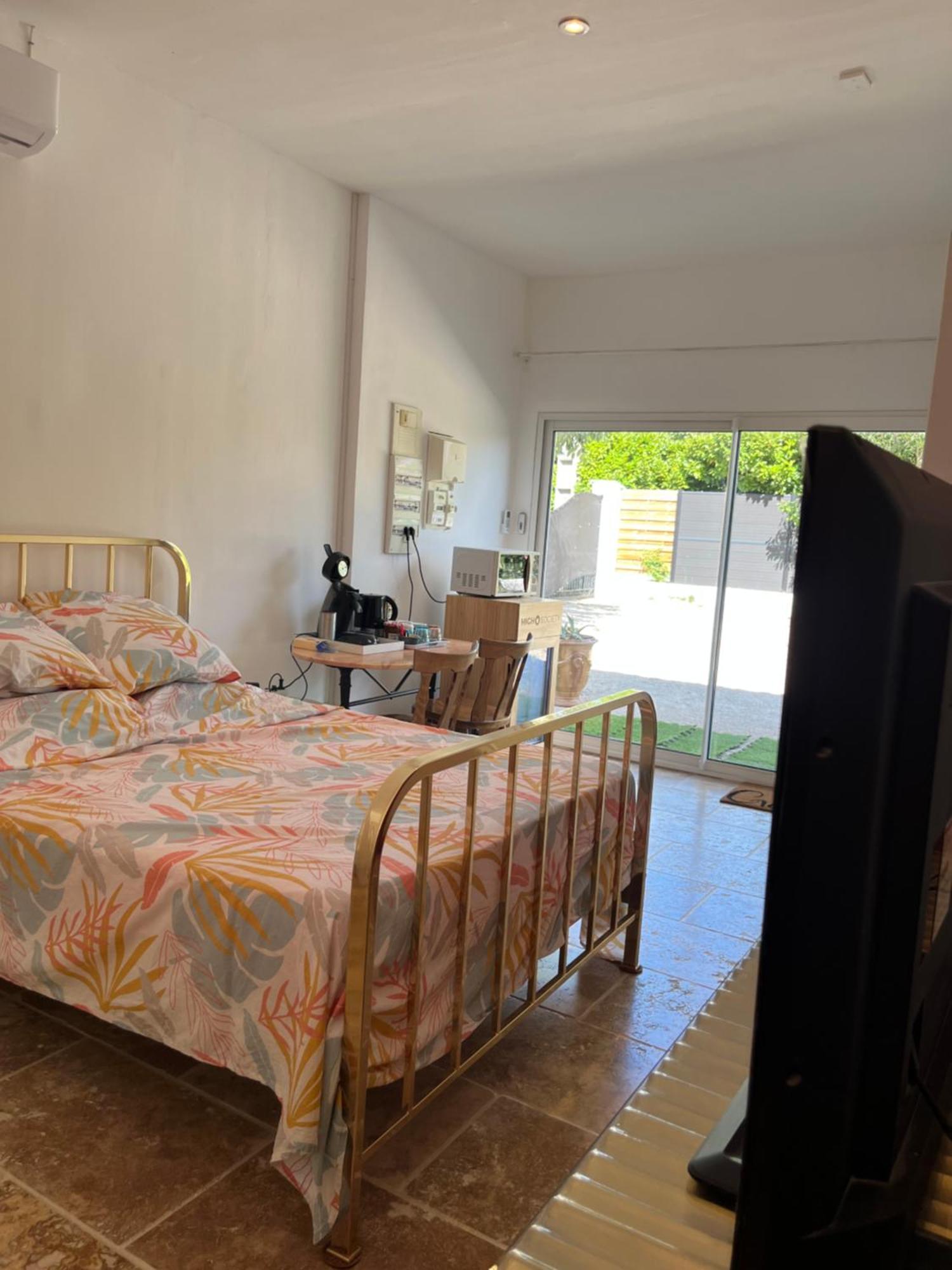 Villa Chaton LʼIsle-sur-la-Sorgue Esterno foto